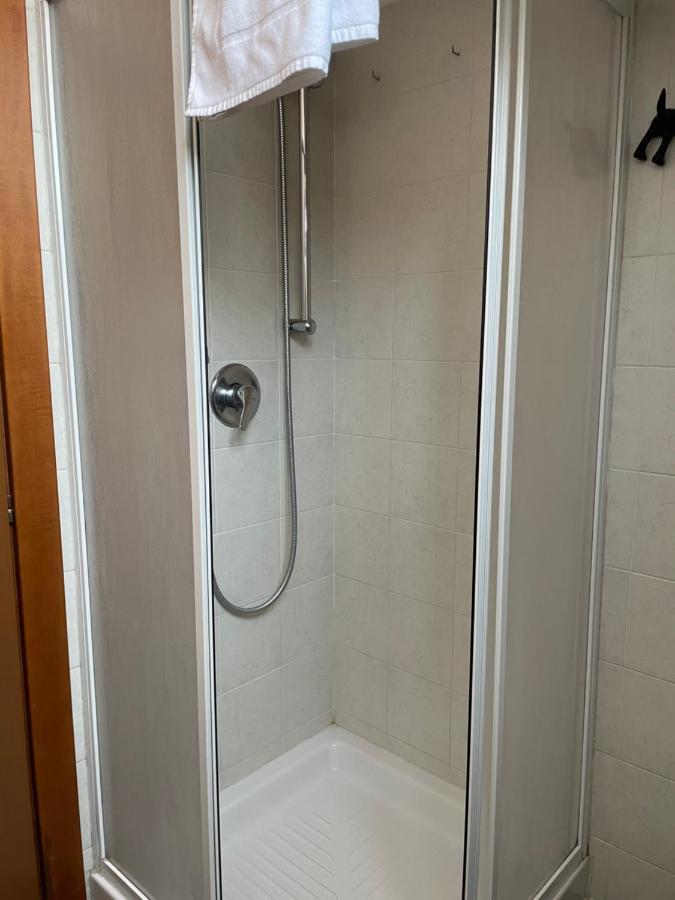 L'Arche Comfort&Relax - Yellow House Di Viale Certosa มิลาน ภายนอก รูปภาพ